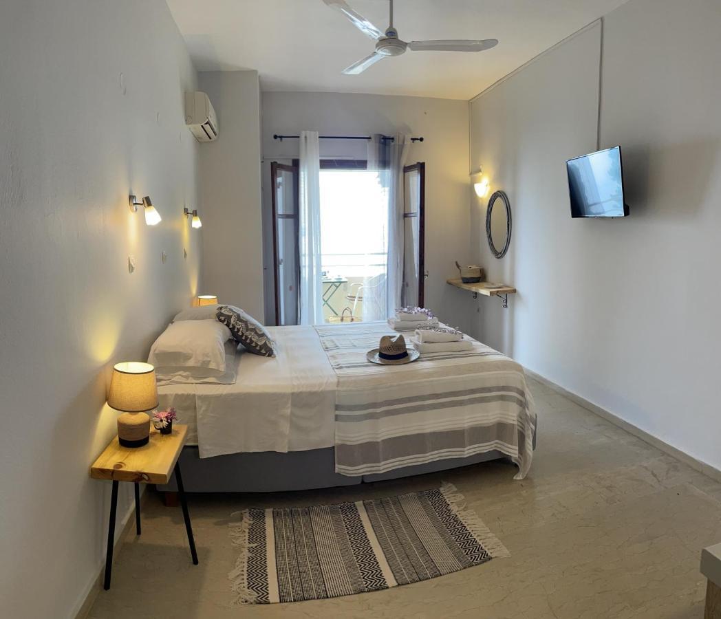 Hotel Odeon B&B บาร์บาตี ภายนอก รูปภาพ