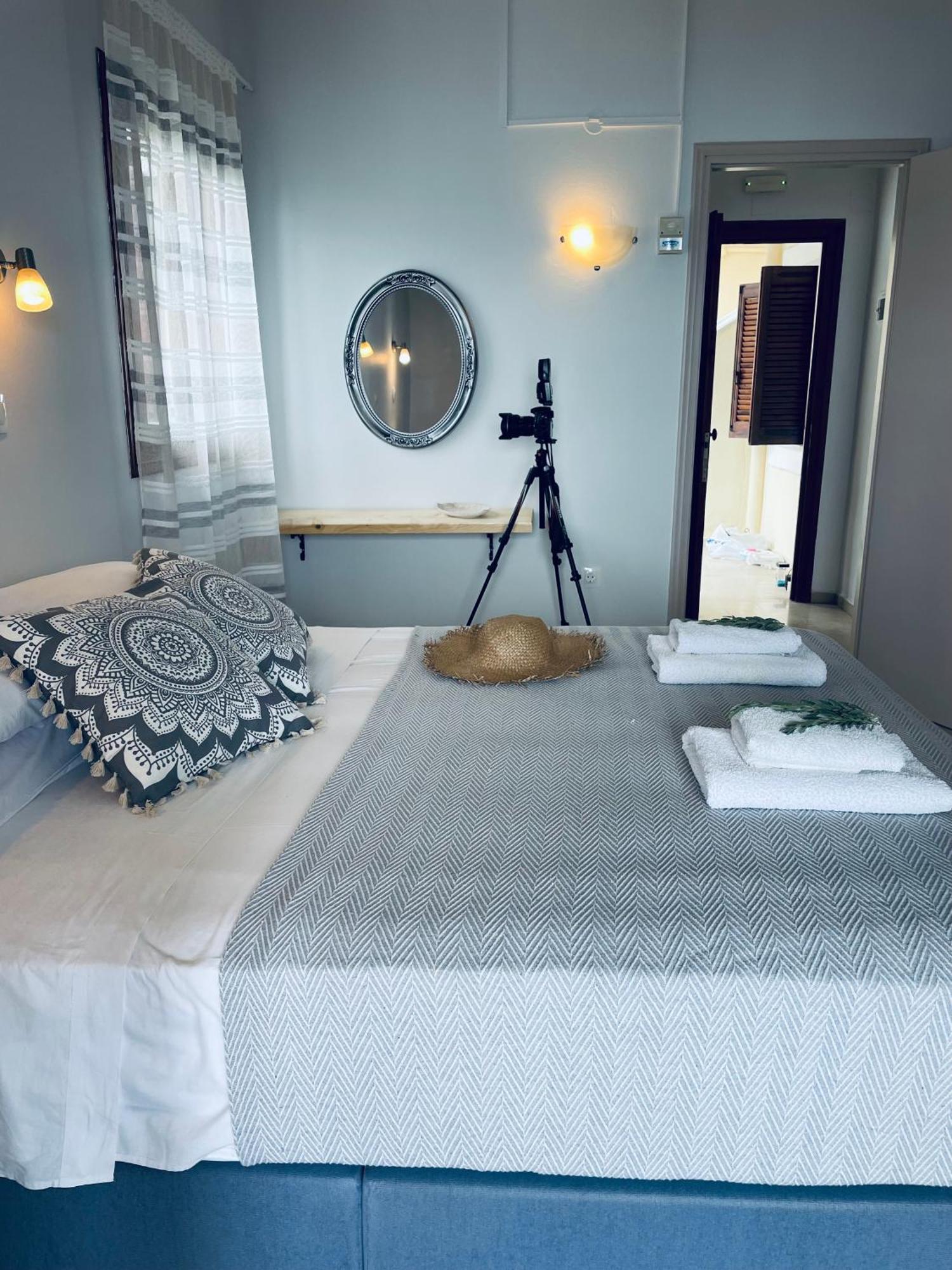 Hotel Odeon B&B บาร์บาตี ภายนอก รูปภาพ